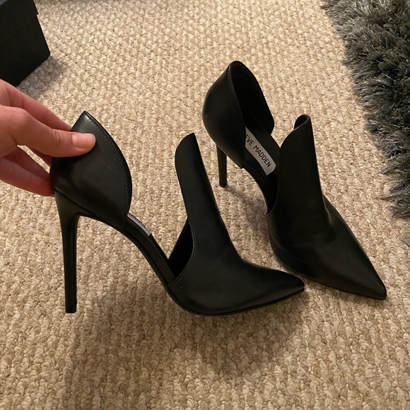 Nice heels - Picture 4 of 4